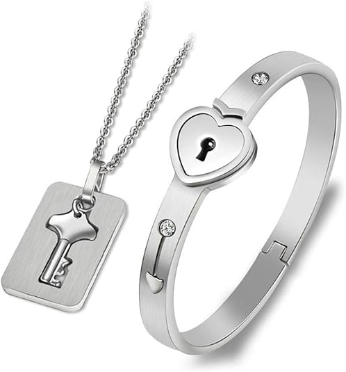 pulsera de corazon con llave